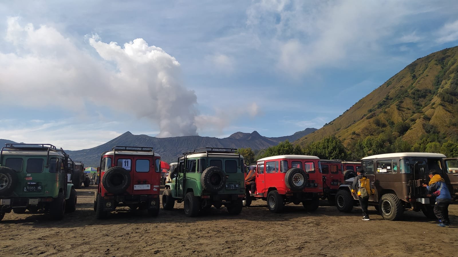 Bromo Ijen crater tour package and transport services Bromo Ijen crater tour