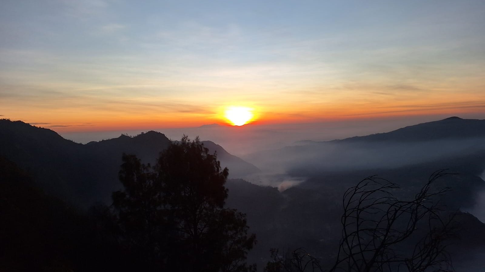 Ready for private or shared trip of Bromo Ijen crater tour Bromoijencratertour.com