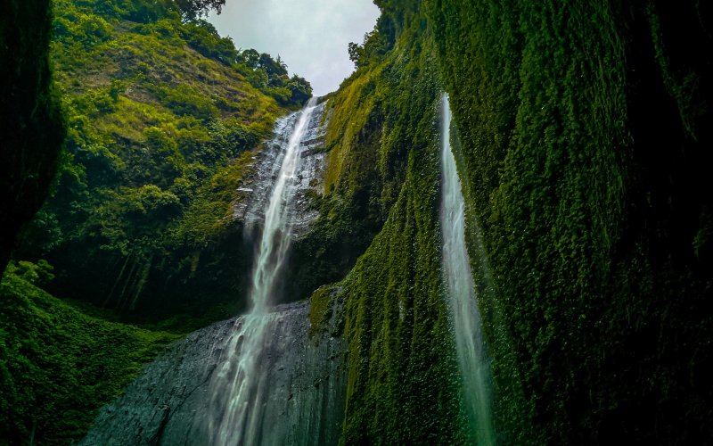 Optional trip package for Madakaripura Waterfall tours Optional trip package for Madakaripura Waterfall tours I Bromo Ijen tour package Bromoijencratertour.com