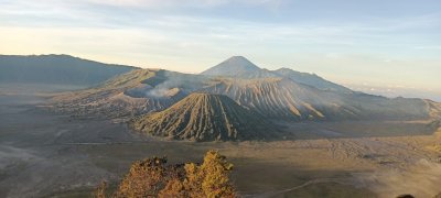 Bali to Sukamade beach, Ijen crater, Mount Bromo and Batu highland to Surabaya/ Malang 6D Bromoijencratertour.com