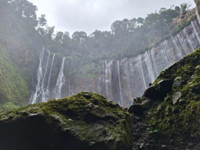 Bromo Ijen crater tour via Tumpak Sewu with a flight from Bali to Surabaya 3D Bromoijencratertour.com