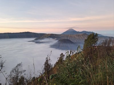 Yogyakarta to Bromo tour and end in Surabaya or Malang for 2D Bromoijencratertour.com