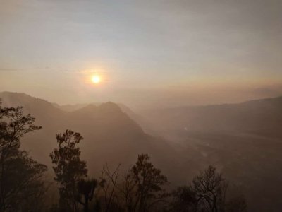  Tour package for Bromo sunrise tour, Bromo savannah tour, Bromo sunset tour & visit to Taman Safari Bromoijencratertour.com