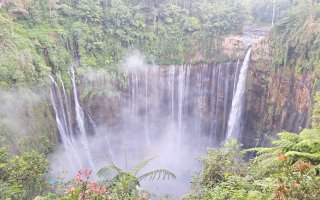 The Tumpak Sewu, and Ijen crater tour package in East Java - Indonesia The Tumpak Sewu, and Ijen crater tour package Bromoijencratertour.com